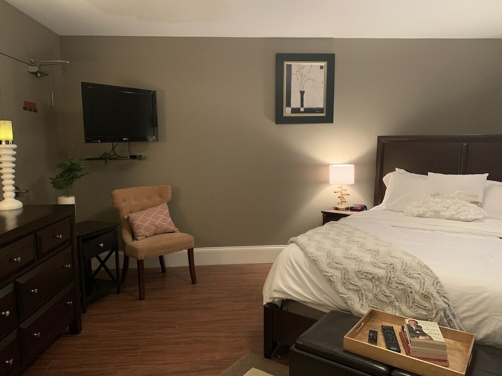 Фото Legacy Suites