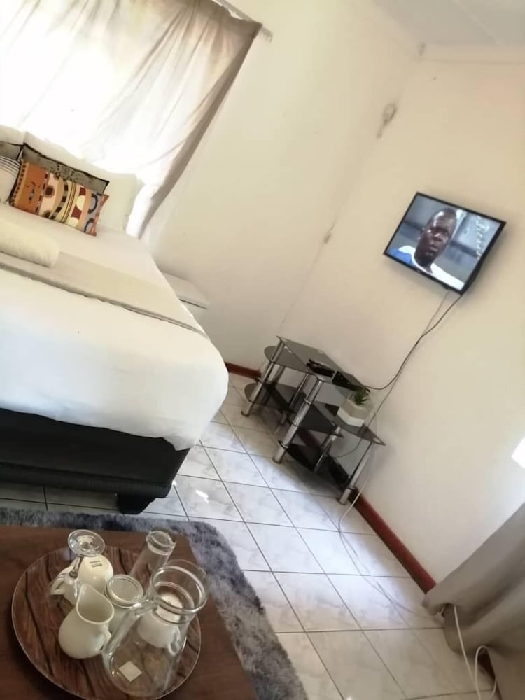 Фото Emperor's Inn