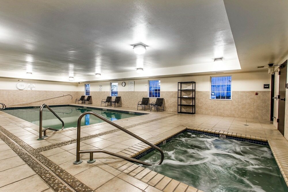 Фото Evangeline Downs Hotel, Ascend Hotel Collection