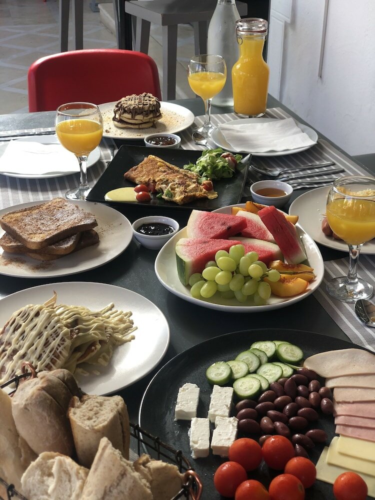 Фото Elina Hotel Apartments