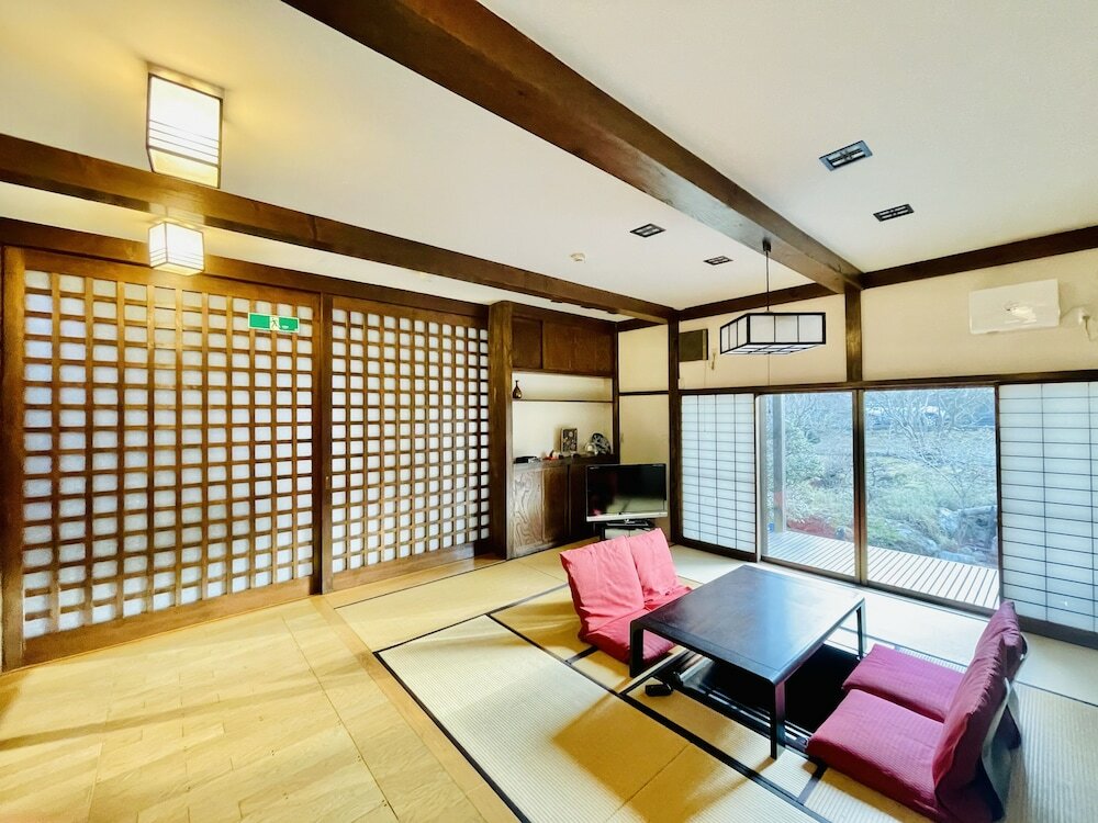 Фото Hakone Man Rai Private Villa & Garden