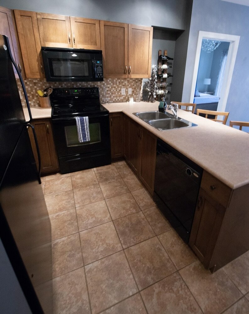 Фото Stylish Ground Level Suite at Playa № 145