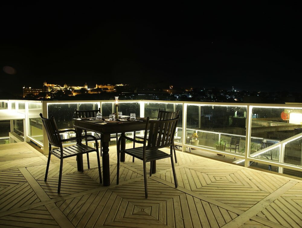 Фото Hotel Shambhu Villas