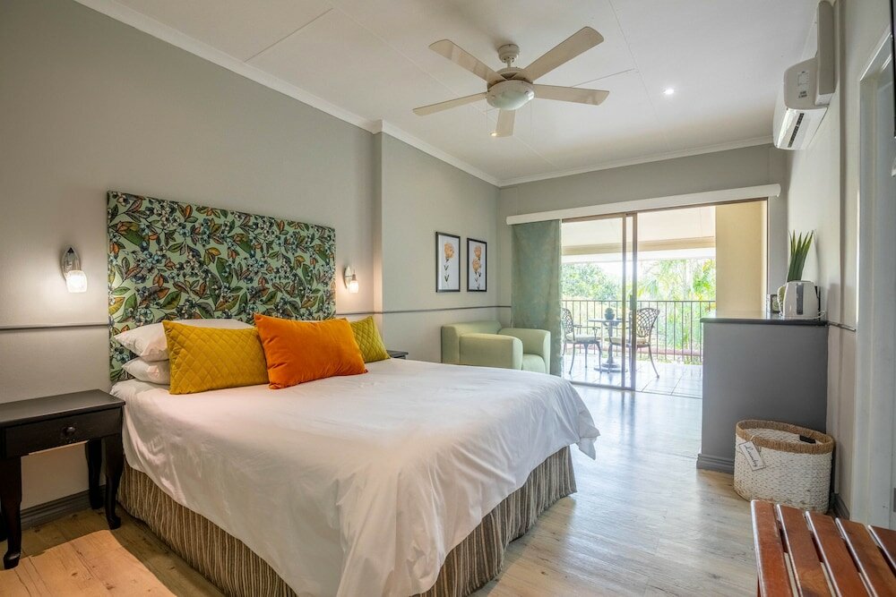 Фото La Roca Guesthouse