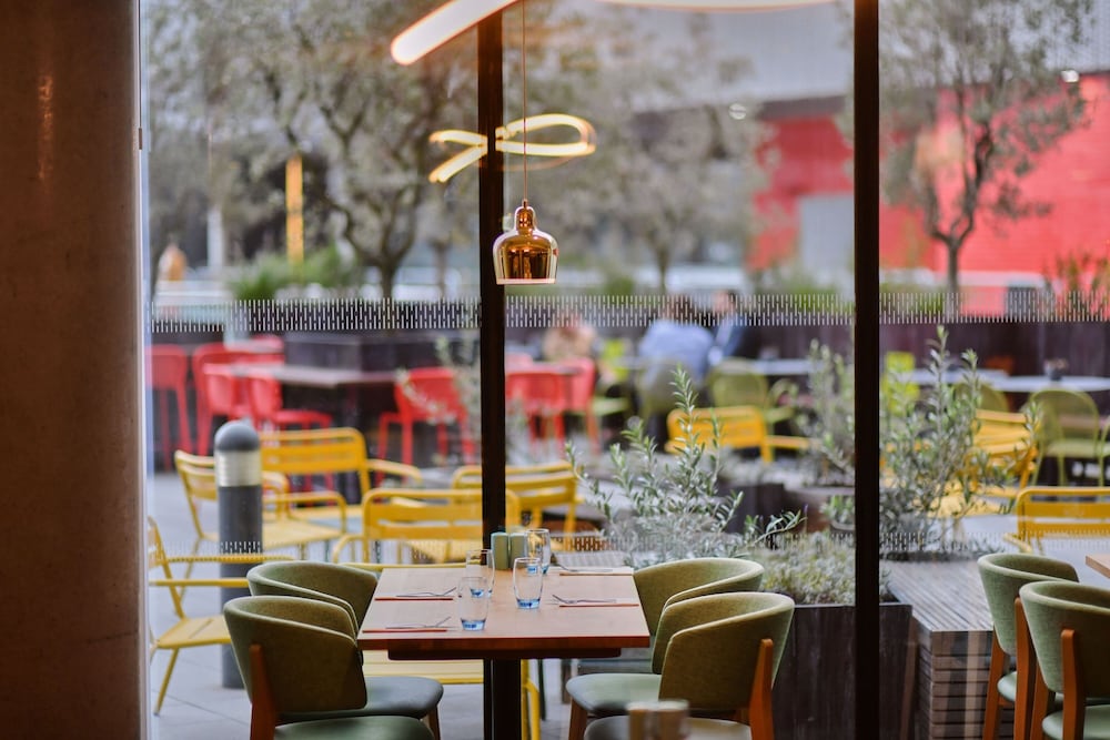 Фото Aloft London Excel