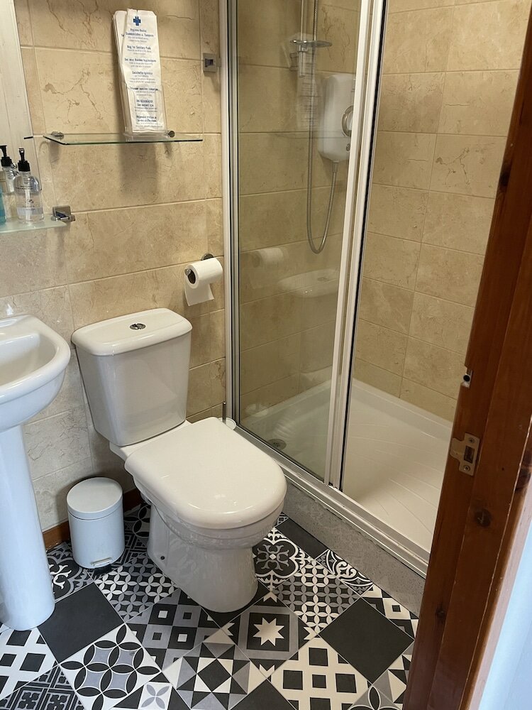 Фото Royston Guest House