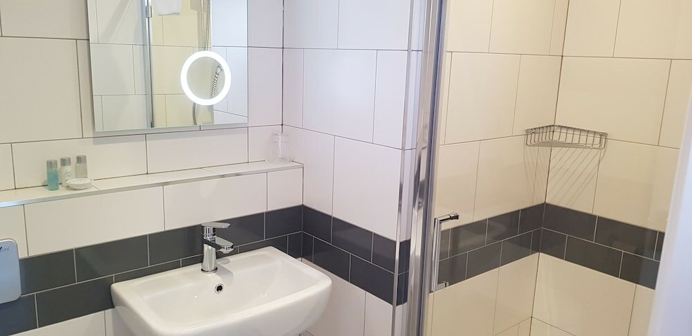 Фото Hensleigh House