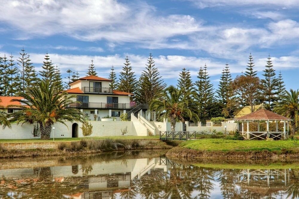 Фото Martin Fields Beach Retreat