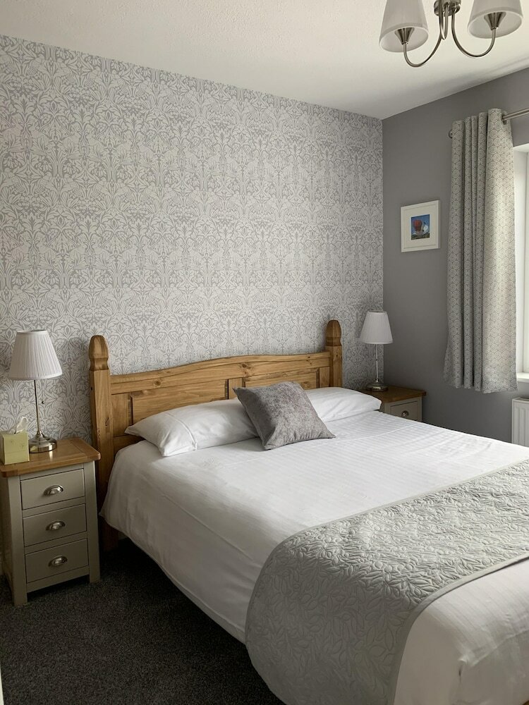 Фото Hensleigh House