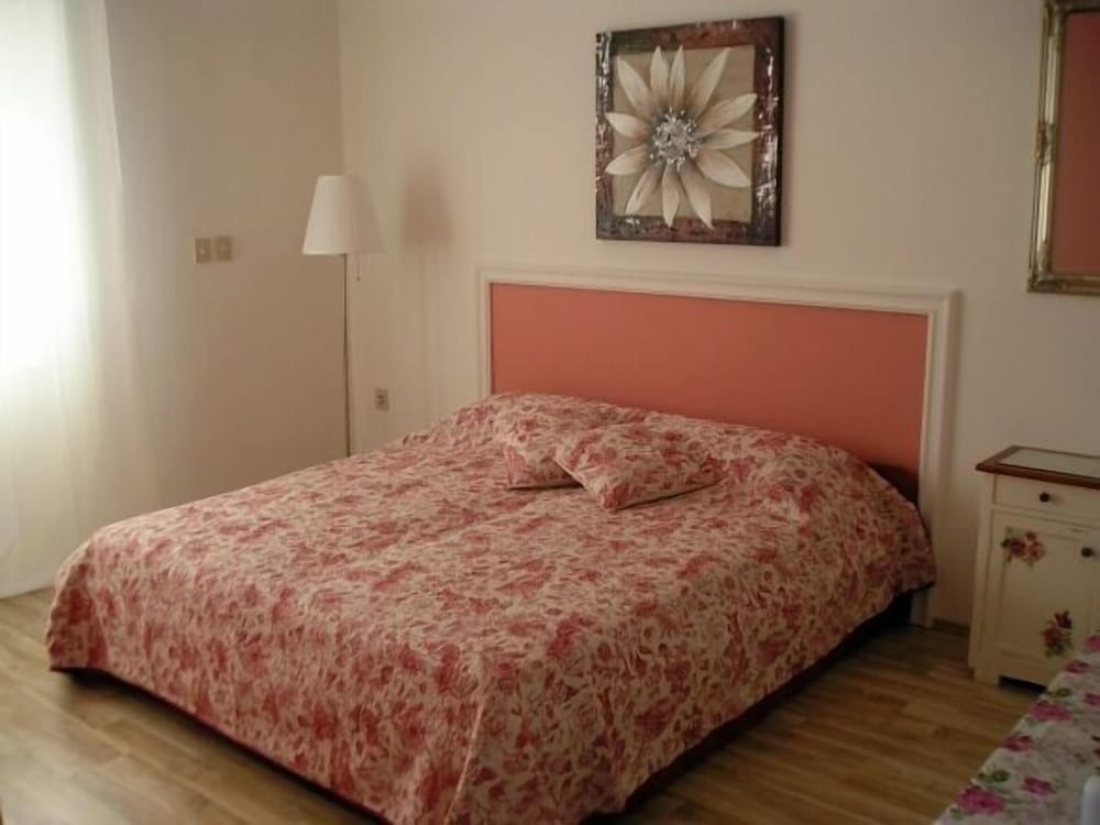 Фото Villa Mandolina Apartments