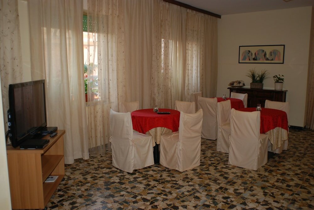 Фото Hotel Zaghini