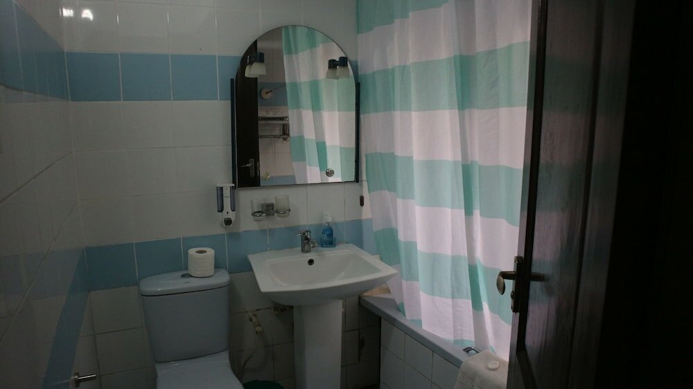 Фото Krisview Hotel