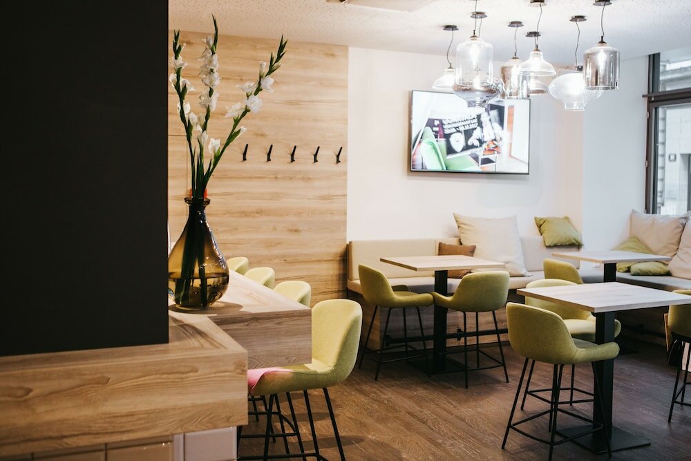 Фото Hotel Schwarzer Bär