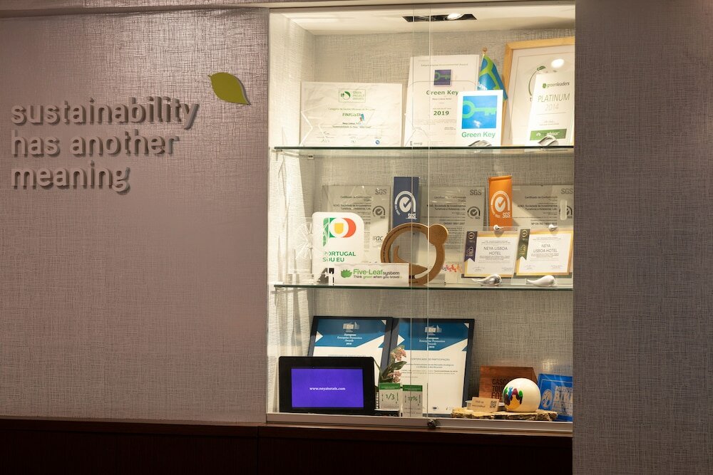 Фото Neya Lisboa Hotel