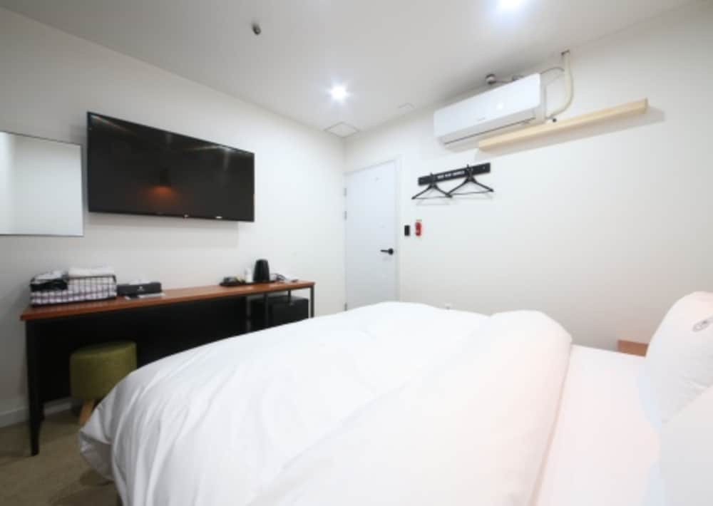 Фото The Way Hotel