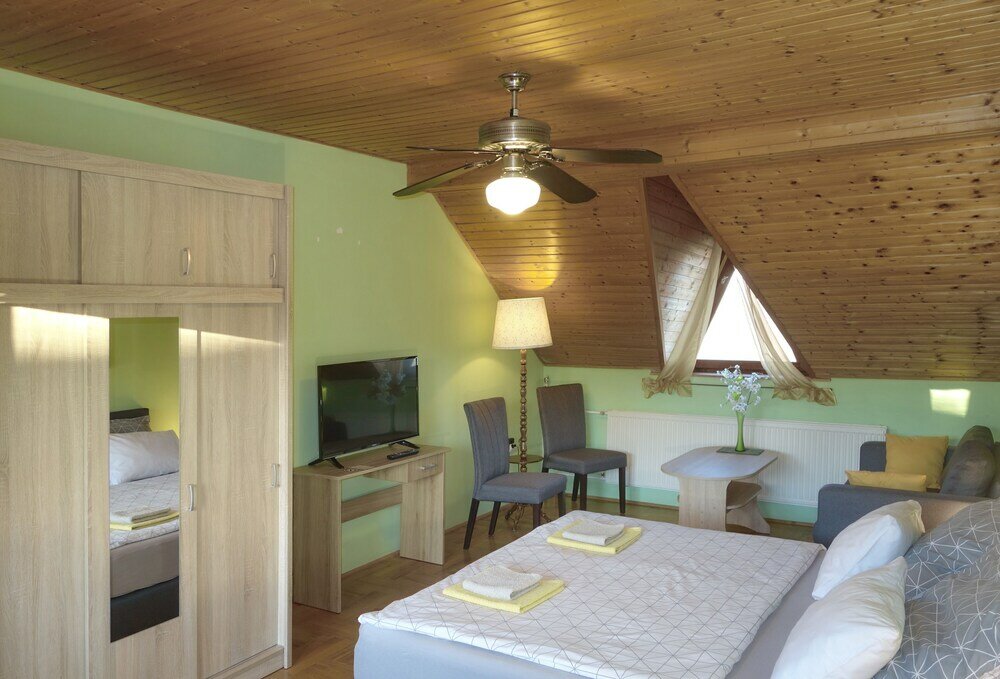 Фото Tolena Heviz Apartments