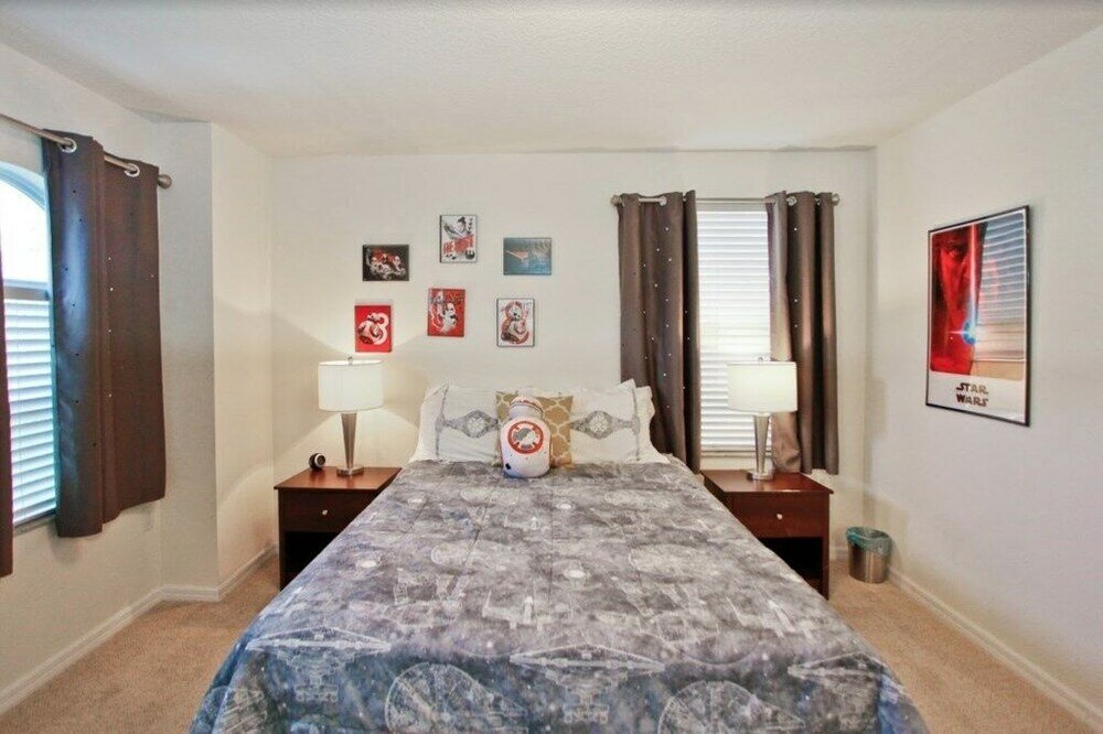 Фото 241 Las Fuentes Drive 6 Bedroom Home