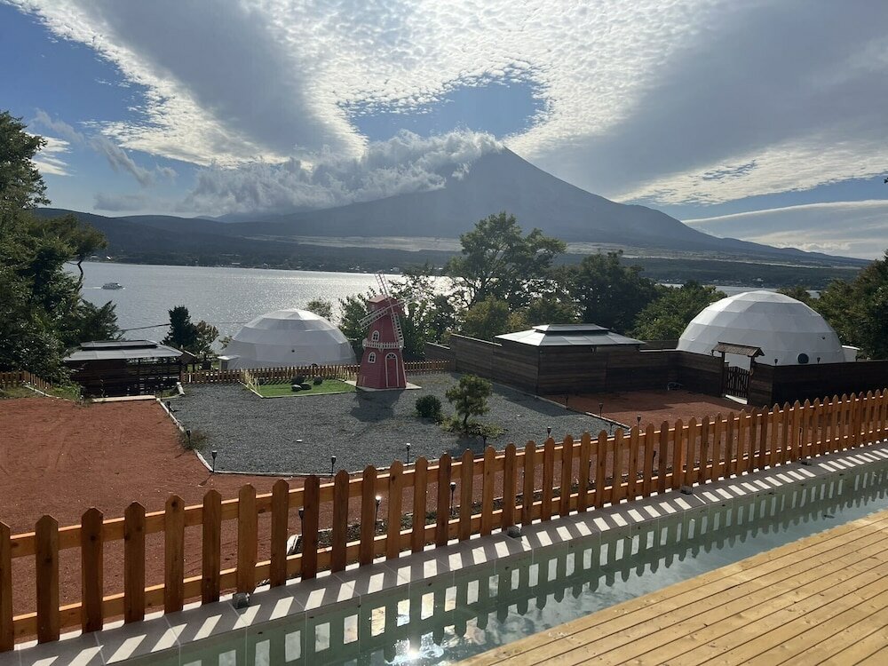 Фото Fuji Yamanakako Resort Hotel