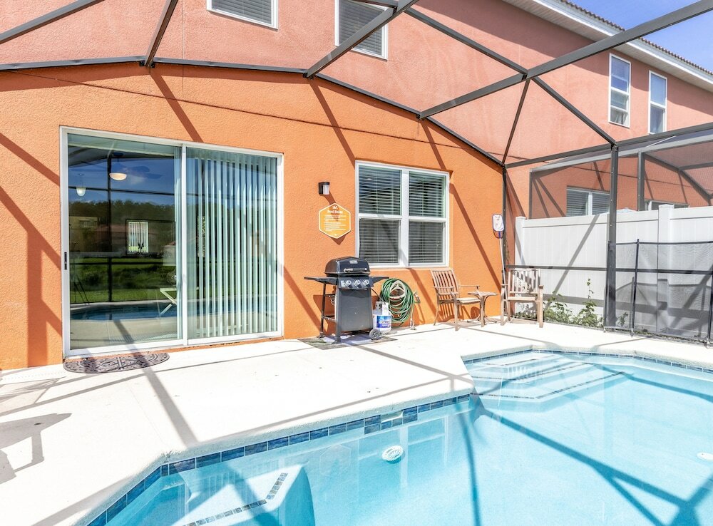 Фото Fantastic 4br 3ba with Pvt Pool with Lake view near to Disney