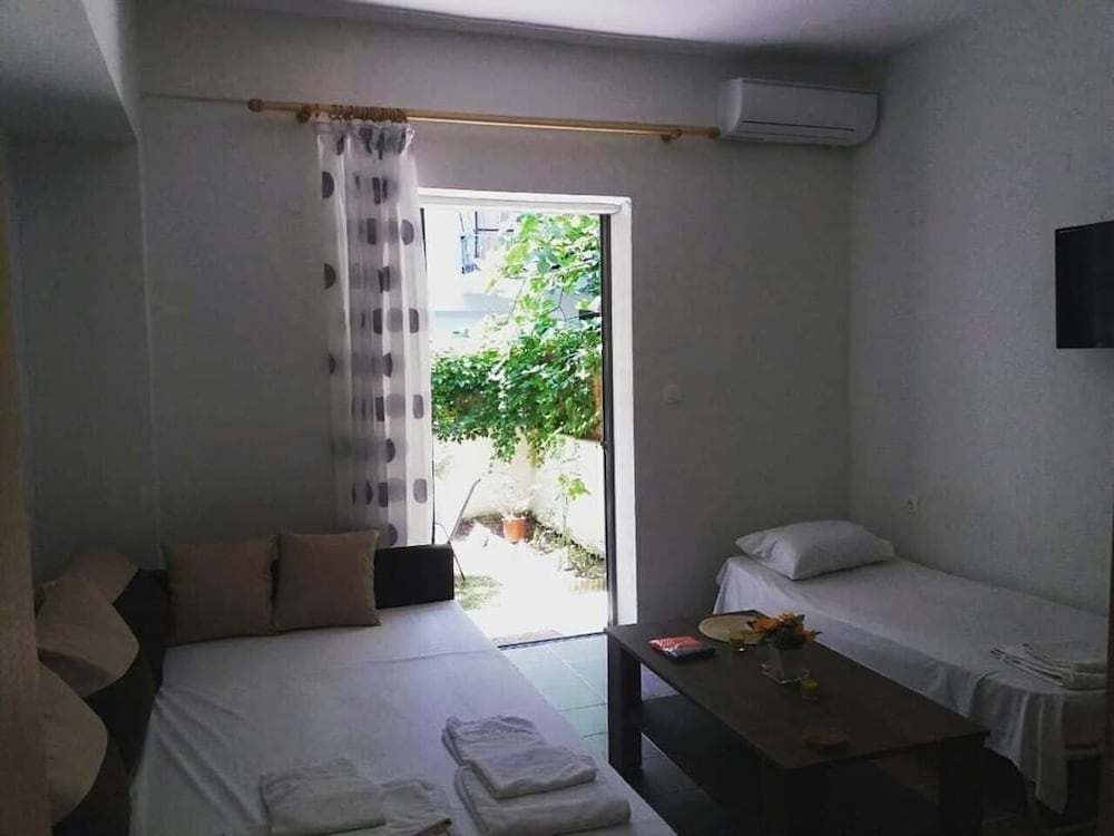 Фото Elizabeth Hotel