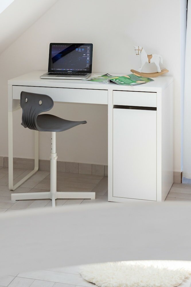 Фото Newly Refurbished Loft Near City Center