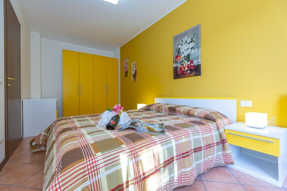 Фото Fontana Del Lago Apt. 15