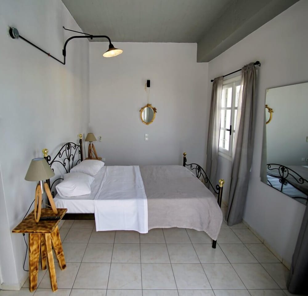 Фото Axilleion Guest House