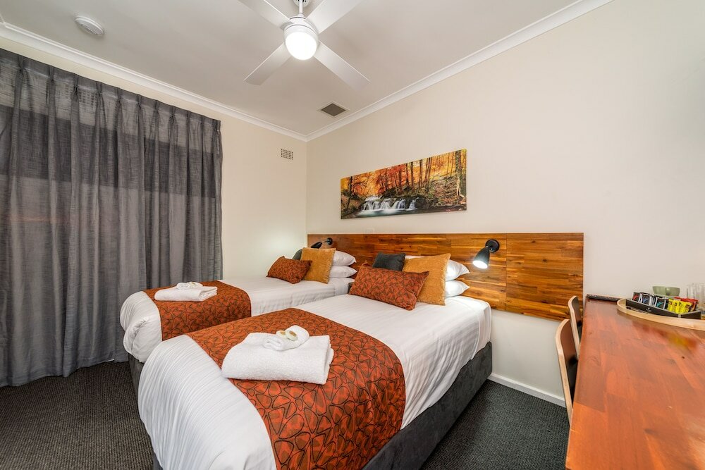 Фото Black Sheep Motel Goulburn