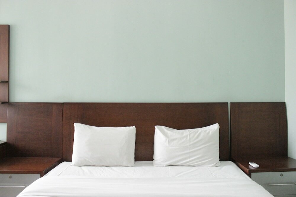 Фото Contemporary Near Cihampelas at Parahyangan Residence Apartment