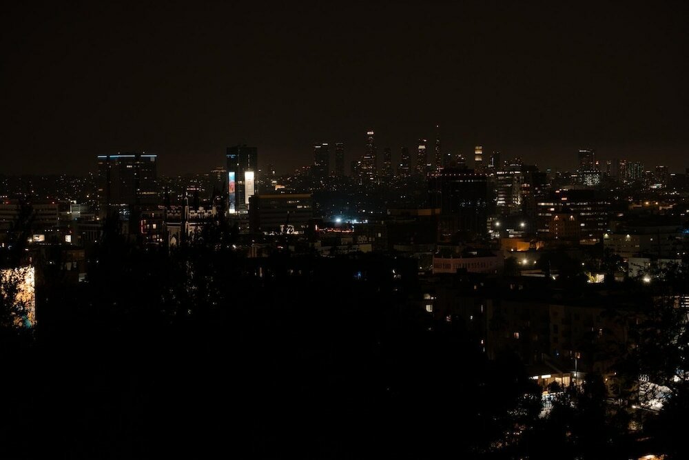 Фото Hollywood Hills Hotel