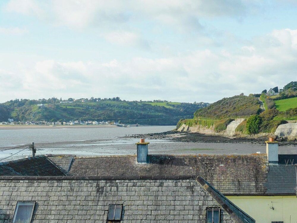 Фото The Loft Holiday Home