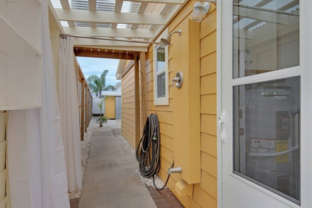 Фото Sunset Escapes B