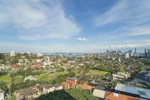 Гостиница Bright And Sunny Studio Apartment