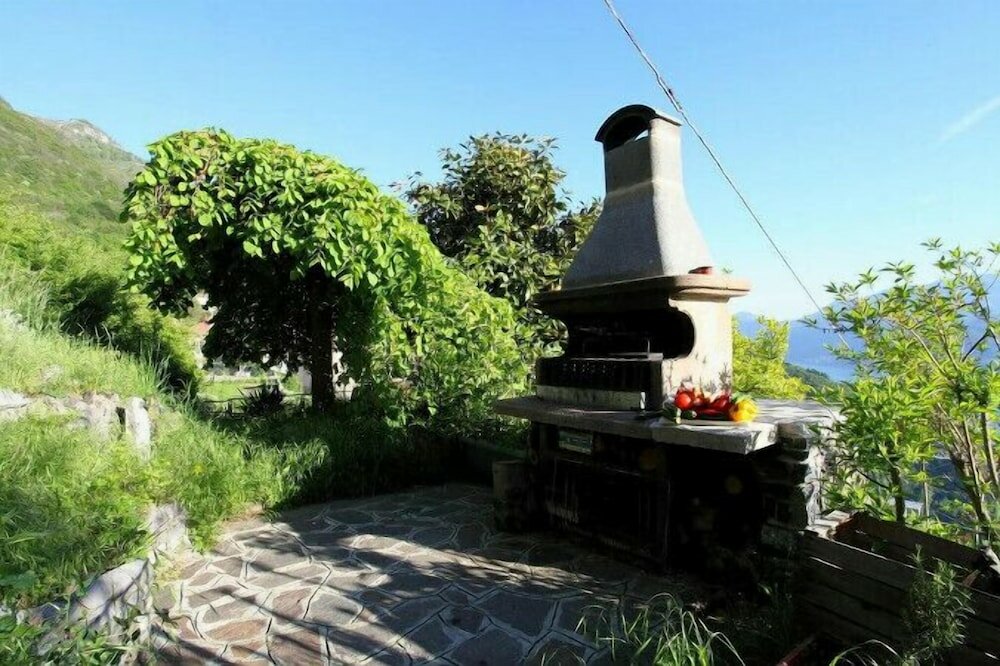 Фото Villetta Belvedere Perledo