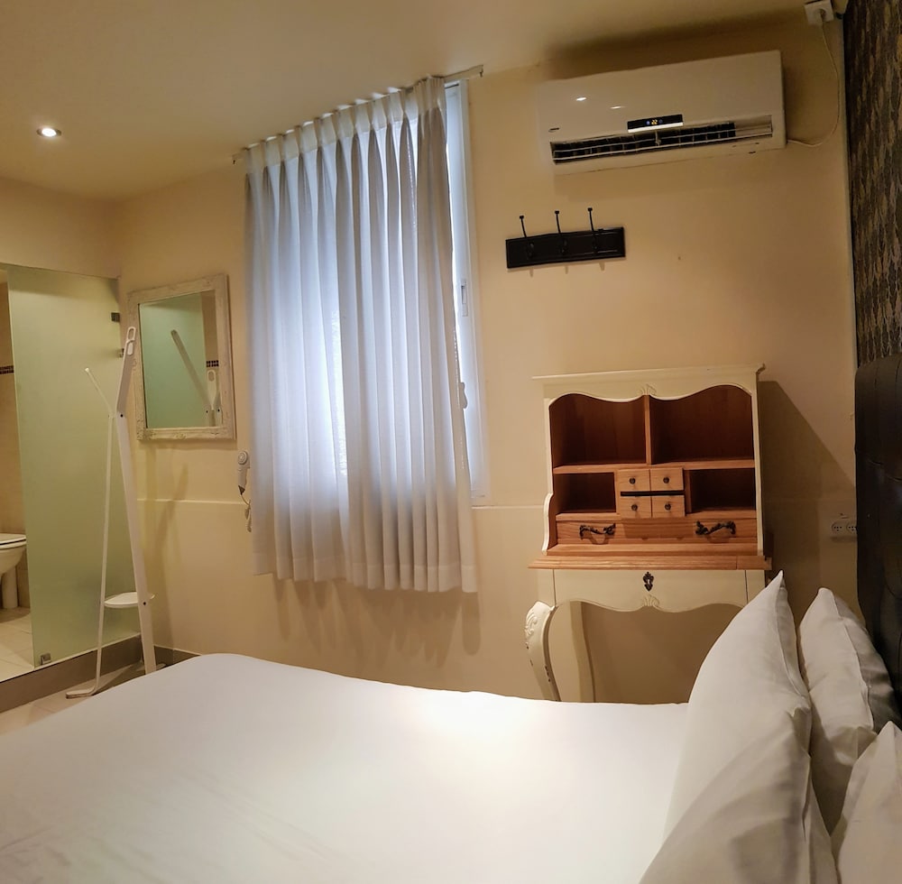 Фото Central Hotel