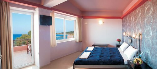Гостиница Niriides Beach Hotel в Бали