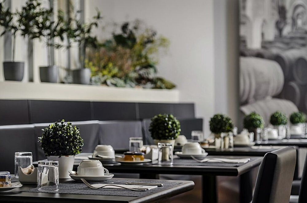 Фото Eurostars Asta Regia