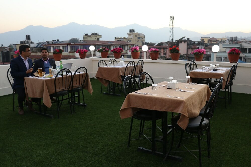 Фото Norbulinka Boutique Hotel