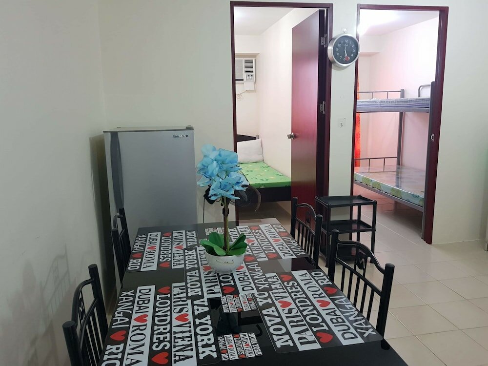 Фото Хостел Samanakan's Seafarers Condotel