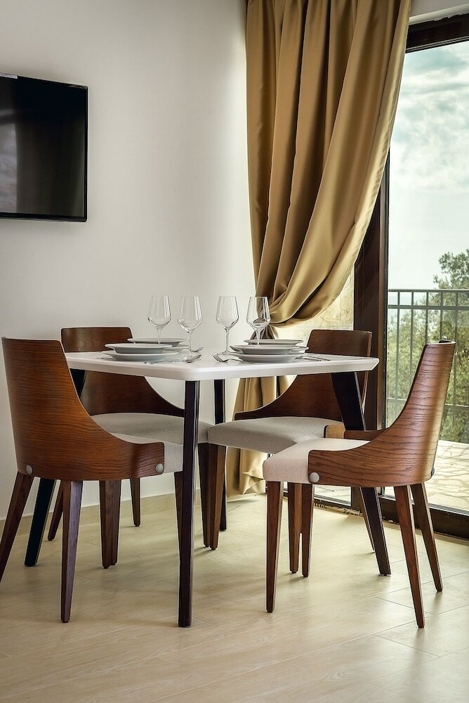 Фото Adria Lux Apartments Sveti Stefan