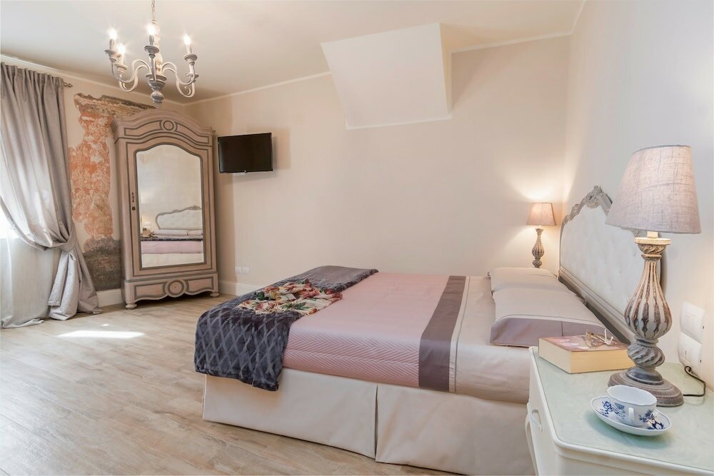 Фото Pistoia Luxury Suite