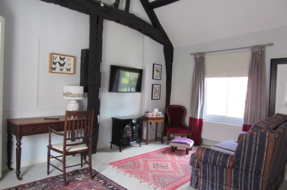 Фото The Old Vicarage