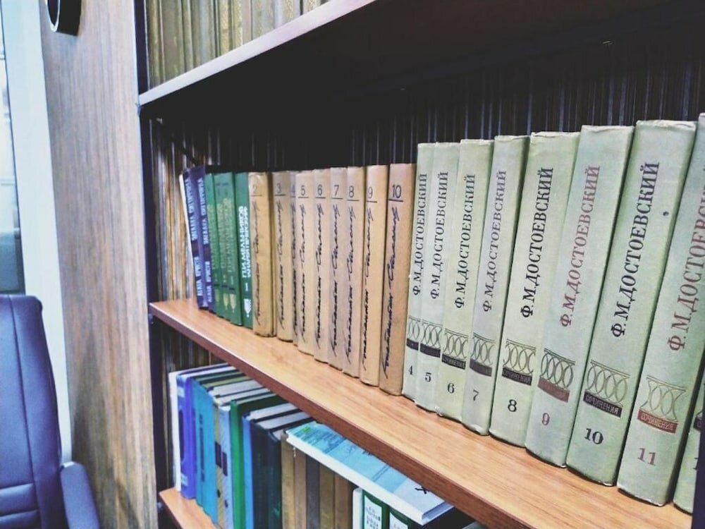 Фото L. E. S. Hostel