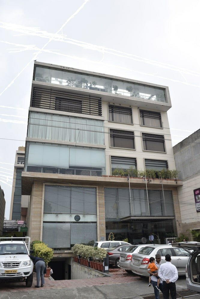 Фото One Earth Avaas