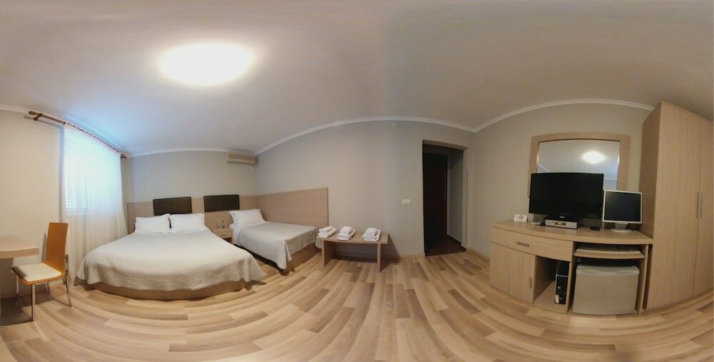 Фото Freddy's Hotel