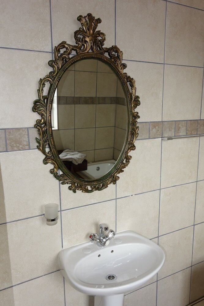 Фото Bedfordview Boutique Lodge