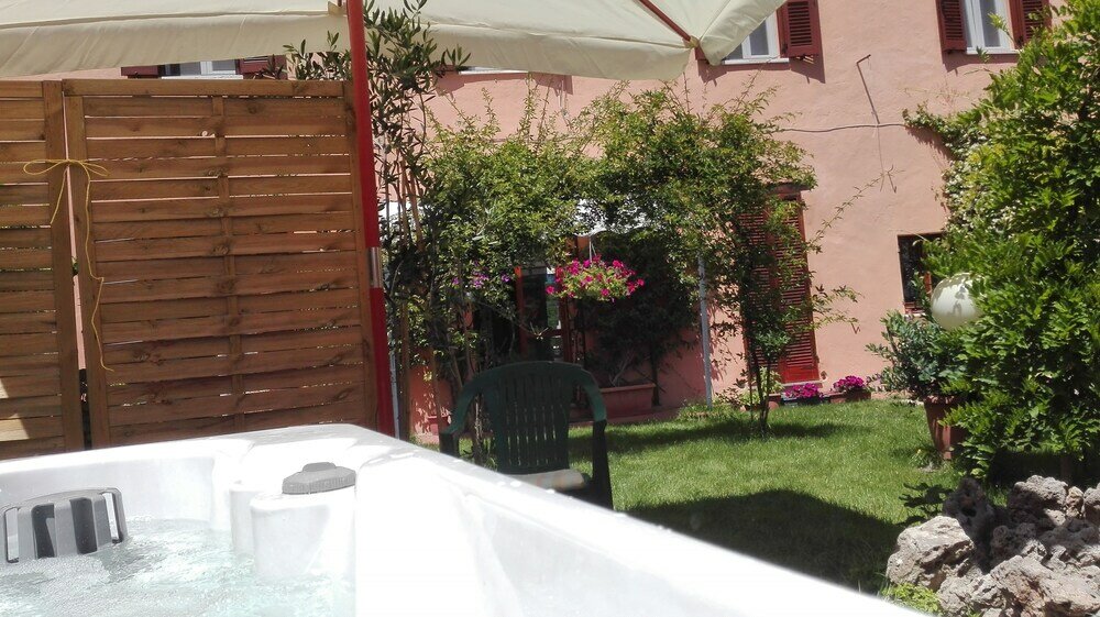 Фото B&b Al Giardino di Alice