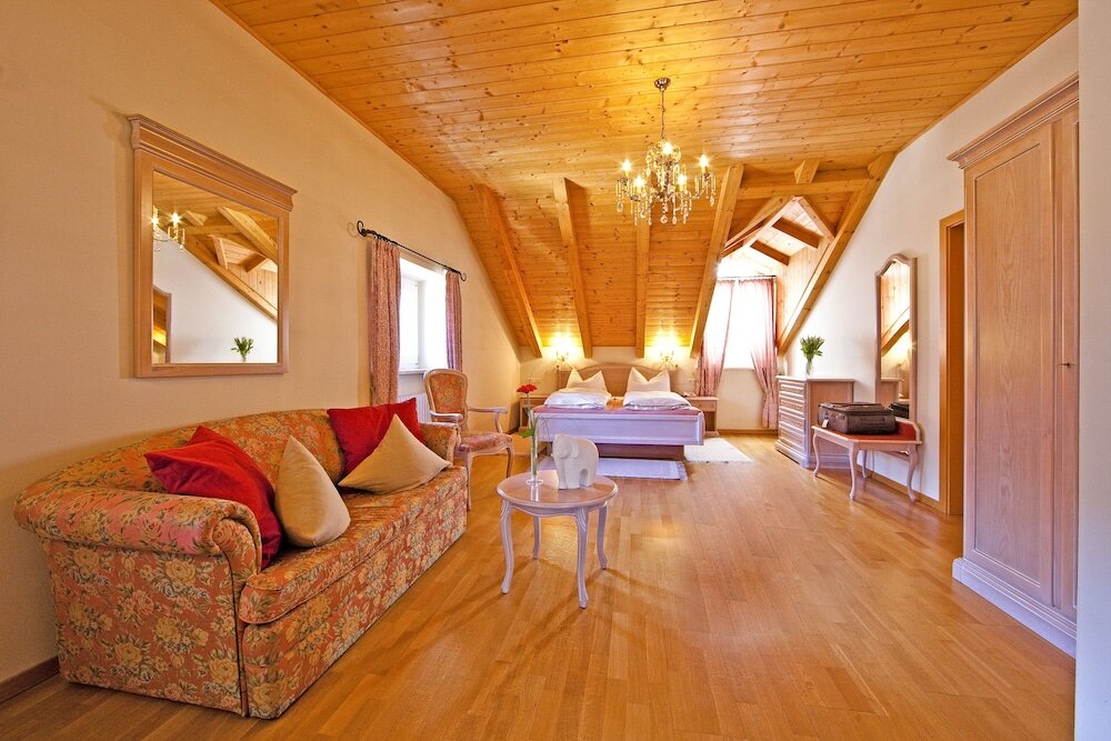 Фото Hotel Tyrol