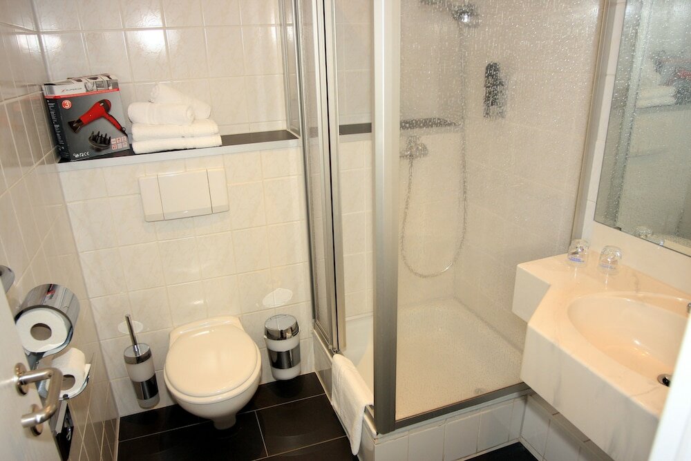 Фото Hotel Ilmenauer Hof