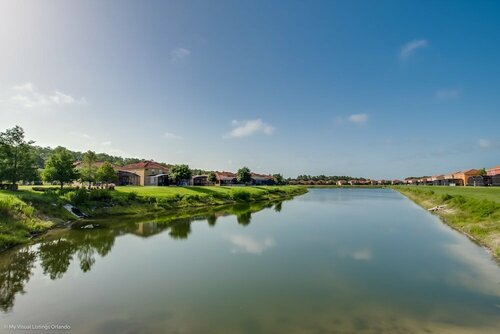 Гостиница 8 Bdrm 5 Bath Bella Vida Resort в Киссимми